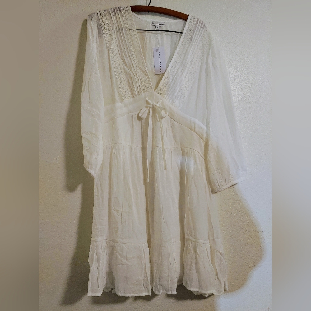 Baltic born Amelia style dress white size large